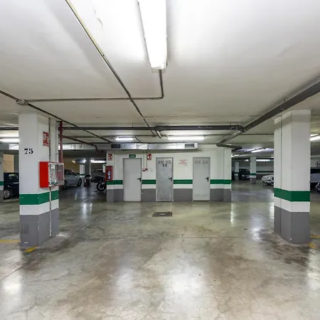 Centro - Parking Gratis Apartment *